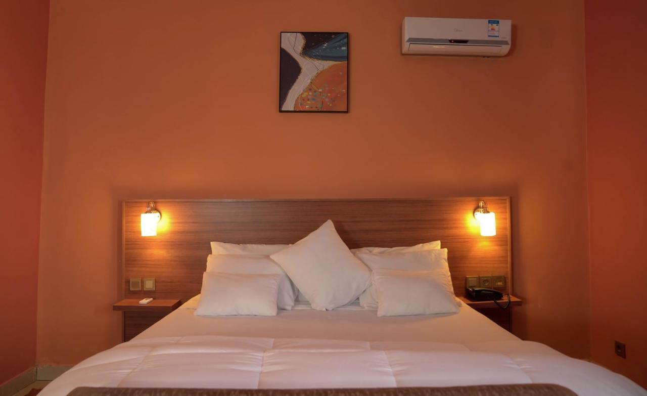 Dialali Hotel נואקשוט מראה חיצוני תמונה